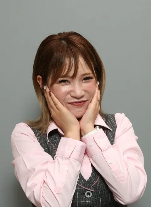 スタッフたにの